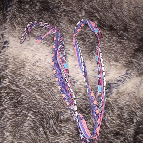 Deep v neck Romper - Picture 2 of 2